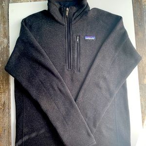 Women’s black Patagonia 1/4 zip pullover